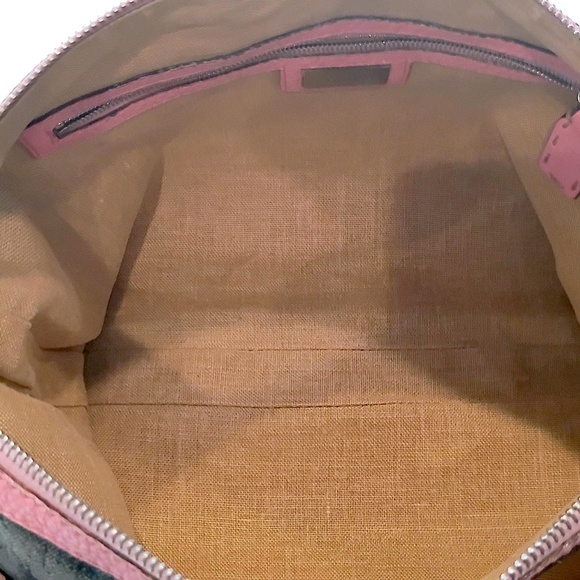 UNIQUE VERY RARE VINTAGE PINK FENDI SELLERIA SPALMATI MESSENGER/CROSS BODY BAG. - Picture 15 of 16